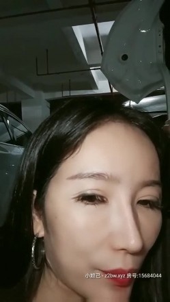 极品欲女【南方联合国际体模】平安夜约炮铁粉停车场偷情野战 美乳大长腿一字马站炮 战况激烈超刺激 高清源码录制 截图4