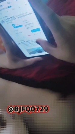 绿帽淫妻【丸子夫妻】门槛福利，交流换妻日常性爱 截图4