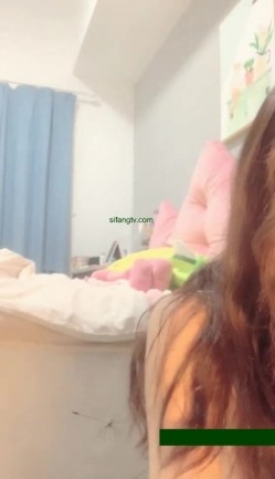 极品美少女24K 很清纯的美人胚子跳蛋直播妩媚妖娆 截图2