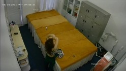 黑客破解美容院摄像头 偷拍女顾客脱光衣服激光雷射.脱毛护理 截图6