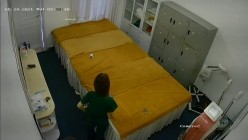 黑客破解美容院摄像头 偷拍女顾客脱光衣服激光雷射.脱毛护理 截图16