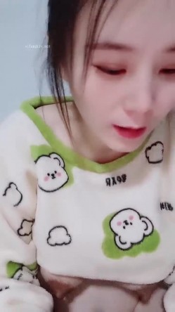 核弹！孕妇被干了~20小时~【梦梦是孕妇】口爆~啪啪~自慰~！还有一段尝试爆菊，口爆射了 截图16