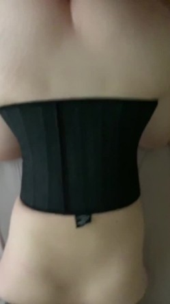 推特巨乳00后母狗『Kim』大尺度性爱私拍完结 爆裂黑丝爆乳丰臀骑乘高清720P原版无水印 截图8