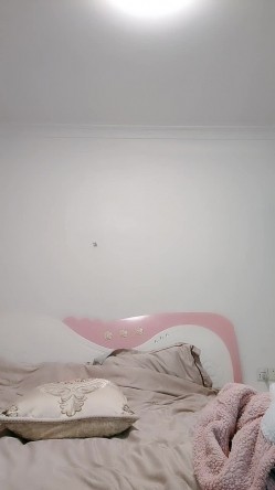 长发尤物轻熟女 韵味十足，主动掰穴特写，经典户型蝴蝶逼，掰开保养的不错，诱惑十足 截图2