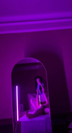 约炮大神，【阿曼达】，VIP付费福利，泄密多位极品妹子福利，麻将桌前操牌友，3P别人的老婆偷情 截图7