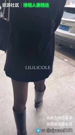 真实勾搭少妇、人妻收割机「bbboi096」《医院勾搭的熟女阿姨偷情》黑丝高跟酒店刺激开门后入，老公长期阳痿好久没吃饱了 截图6