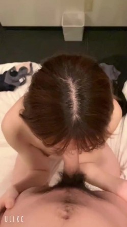【极品反差婊】老实人得不到渣男随便操的婊子看着妹子销魂的表情这不正是男人想要的感觉吗？ 截图16