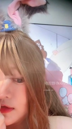 ️二次元coser回归【温卿】强制深喉口交 被金主无套输出 乳夹夹乳头 截图11