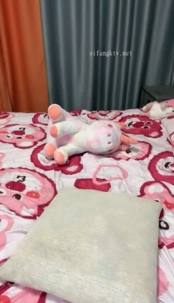某985高校校花~【乐乐妹妹】兼职下海~扒穴~自摸~洗澡，只跟男友啪啪过，专属胴体奉献给大家 截图8