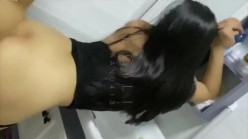 1200元高价购入奥迪车主包养少妇情人野外车震商场试衣间卫生间各种场所做爱非常骚喊老公用大鸡巴操她 截图16