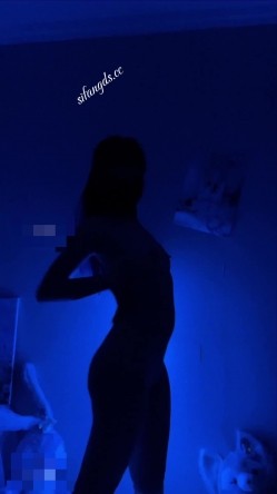 推特裸舞女神 小仙云 最新定制长视高端情景骚话 露脸舞 截图7