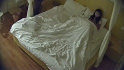 公寓酒店 挺漂亮的一小美女 成了供人淫乐的小姐 凌晨了还能接两单 身体爽了 钱也到账了 可还行 截图10