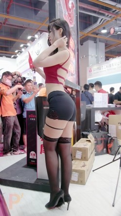 2024.广州性文化展成人展模特特写 截图13