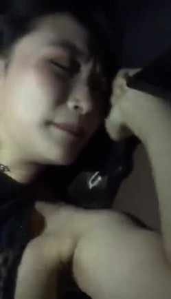 高颜值网红女神【欣欣的大宝贝】性爱土豪专享OX车震吞精啪啪 截图10