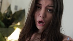 Nubiles.26.03.09.Anna.Bellastar.Flirtatious.Lounge.XXX.2160p.MP4-WRB[XC] 截图15