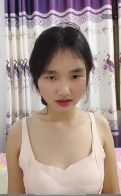 PUA套路【一对一】云南大二学生妹，精彩对白，忽悠给看个奶 截图2