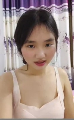 PUA套路【一对一】云南大二学生妹，精彩对白，忽悠给看个奶 截图3