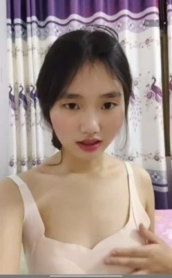 PUA套路【一对一】云南大二学生妹，精彩对白，忽悠给看个奶 截图4