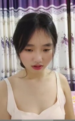 PUA套路【一对一】云南大二学生妹，精彩对白，忽悠给看个奶 截图12