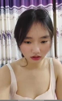 PUA套路【一对一】云南大二学生妹，精彩对白，忽悠给看个奶 截图15