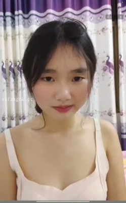 PUA套路【一对一】云南大二学生妹，精彩对白，忽悠给看个奶 截图16