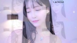 万粉时刻关注追踪！颜值天花板！顶级BJ网红【hidana】袒胸露乳模拟XO，各种激情裸舞 截图12