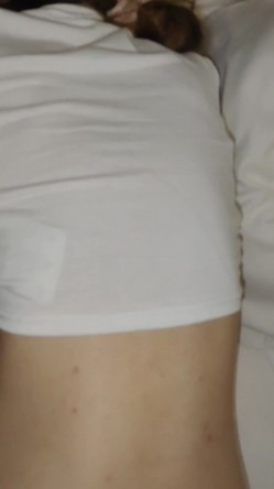 ️【云盘高质露脸泄密】，大眼睛嘟嘟唇，反差婊【诺崽】出租房与男友大玩性爱自拍，情趣制服各种花样，玩的激情 截图9