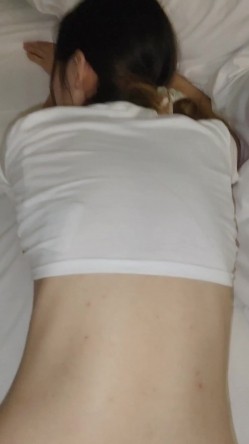 ️【云盘高质露脸泄密】，大眼睛嘟嘟唇，反差婊【诺崽】出租房与男友大玩性爱自拍，情趣制服各种花样，玩的激情 截图10