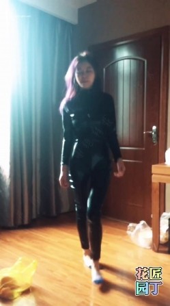 数百位网红母狗性爱甄选 混血女神乱入爆操 高潮内射 完美露脸 截图11