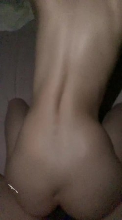 【重磅核弹】超高颜值车模女神【太子妃】SM调教露出啪啪 截图5