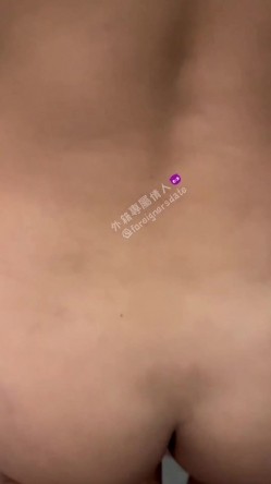 台湾约炮大神国民深度外交官「外籍专属情人」（专属）全球女伴约炮记录 菲律宾巨乳E奶妹直接在厕所吹起来被无套内射了 截图7
