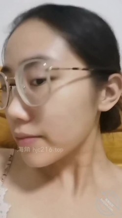 海角社区绿帽圈泄密流出 ️山东00年极品眼镜反差婊少妇曹X可少女时代之天生骚屄成长史结婚16w彩礼已受孕 截图9