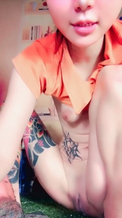️极限警告！高颜重口网红【运动老师，原善良的姐姐】最新福利，巨屌搞洞暴力抽插扩张，狂吐喷水，一步到胃 截图16