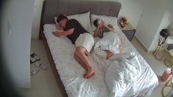 酒店偷拍 瘦小温柔美女被胖哥蹂躏舔完逼69上位被妹子紧穴裹的不行没多久草草交精 截图3