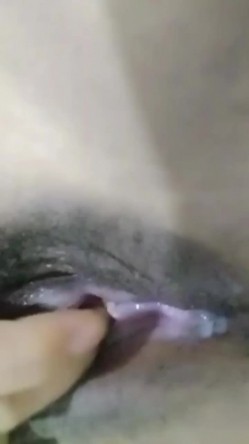 抖音 川云混血女(乡村胖表妹)】超级巨乳，胖妹妹道具自慰，裸舞，观音坐莲蹂躏大哥的小牙签 截图9