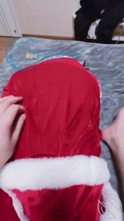 乱伦大神【内心中的黑暗之神】钻石贴，终于把亲姐的毛给剃了，一夜狂射5次吞精 截图5