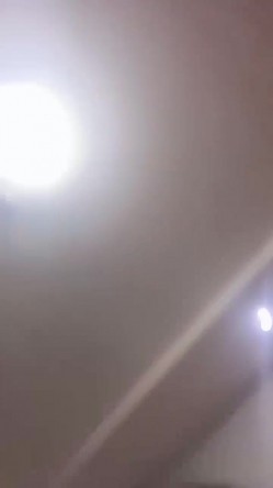 高颜值粉穴，阴毛稀疏年轻漂亮的反差女大，被无套爆操，叫声淫荡 截图13