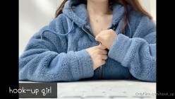 绿帽淫妻大神【hookup】 换妻啪啪 和单男组成夹心饼干前后夹击小娇妻，表面一脸淑女样床上一股骚气样 截图1