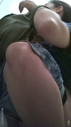 TP大神（野狼）商场女厕偷拍多位漂亮的美女 截图9