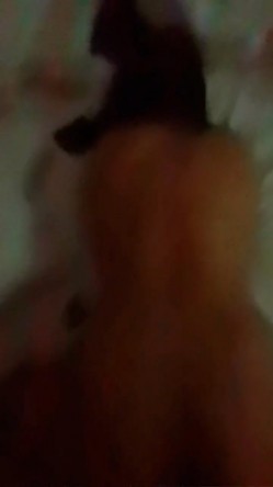 推特极品人形小母狗【Cc重制版】绝版福利，花式调教露出肛塞口交M腿狗链吃烟灰喝尿 截图8