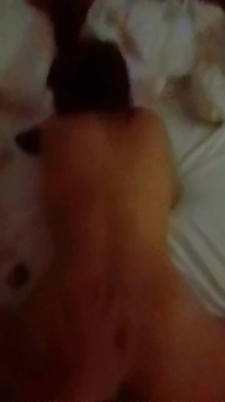 推特极品人形小母狗【Cc重制版】绝版福利，花式调教露出肛塞口交M腿狗链吃烟灰喝尿 截图15