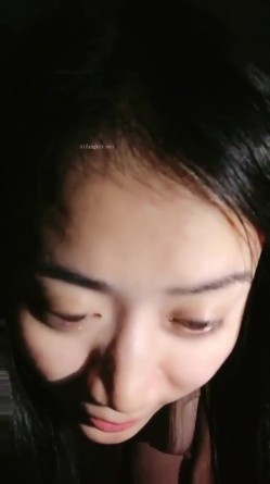 颜值少妇【小狐狸520】第二弹，反差御姐,裸舞诱惑，熟女卖骚，道具自慰 截图9