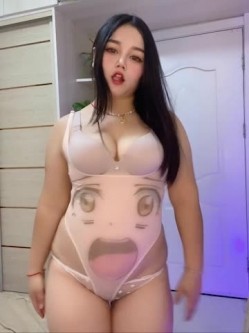 狂野DJ 玲儿 丰满的女孩太爱了，两瓣随时抖动的屁股，瞬间激起性欲，淫水打湿了阴毛！ 截图5