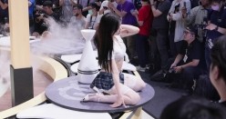 台北国际成人展真实现场 旋转女优抖奶热舞4K无水原版 截图13