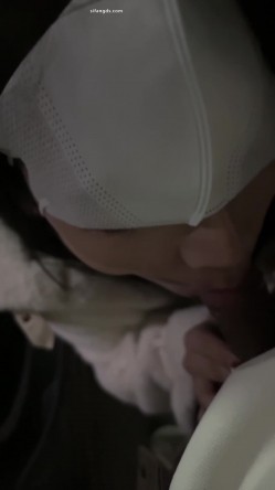 超顶级绿帽博主，【暖暖小淫妻】，看老婆被各单男干，95年的，超级骚，还有3P 截图8