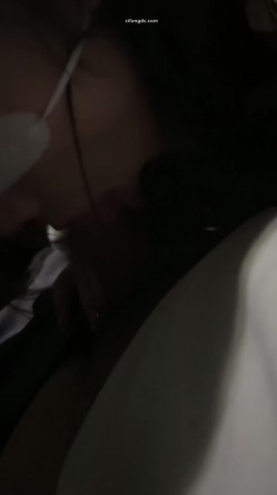 超顶级绿帽博主，【暖暖小淫妻】，看老婆被各单男干，95年的，超级骚，还有3P 截图16