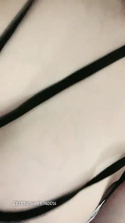 极品身材爆乳女友『妲己儿』喜欢骑乘啪啪 疯狂扭动都快操飞了 极品尤物一天操八遍都不够 截图15