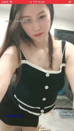 极品高颜冷艳御姐，反差小妈感女主播「金刚护撸娃」「小奶猫」密码房激情淫语撩骚，和姐妹下海大秀，互舔互口假鸡巴互插 截图8