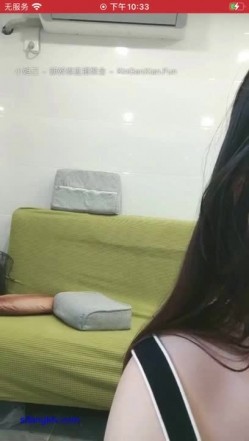 极品高颜冷艳御姐，反差小妈感女主播「金刚护撸娃」「小奶猫」密码房激情淫语撩骚，和姐妹下海大秀，互舔互口假鸡巴互插 截图9