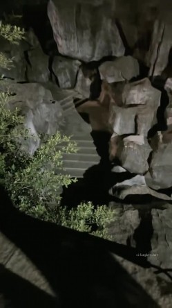 兼职援交的那几天，极品女大学生，【柔柔早点睡】，深夜约土豪哥，豪车停路边车震，酒店内再来一炮，蜜桃臀白又大，真美真刺激 截图8